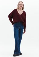 Women Bordeaux Soft Touch V-neck Sweater