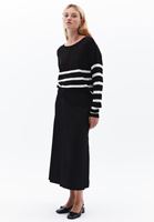 Women Mixed Boat Neck Knitwear Sweater