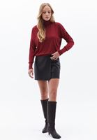 Women Bordeaux Turtle Neck Sweater