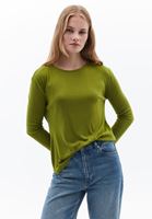 Women Green Crew Neck Tshirt