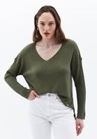 Women Green V-Neck Knitwear Sweater