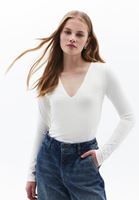 Women Cream V-Neck Tshirt with Long Sleeves