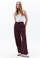 Women Bordeaux Mid Rise Wide Leg Pants