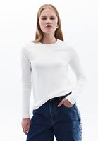 Women Cream Crew Neck Tshirt with Long Sleeves