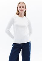 Women Cream Crew Neck Tshirt with Long Sleeves