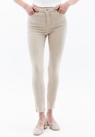 Women Beige High Rise Skinny Fit Pants