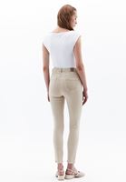 Women Beige High Rise Skinny Fit Pants