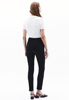 Women Black High Rise Skinny Fit Pants