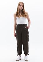 Women Green High Rise Jogger Cargo Pants