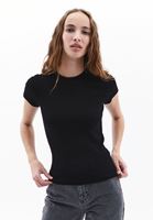 Women Black Cotton Blended Crew Neck Tshirt