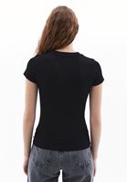 Women Black Cotton Blended Crew Neck Tshirt