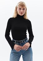 Women Black Turtle Neck Tshirt with Long Sleeves