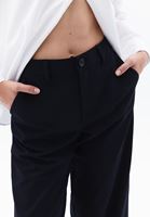 Women Black Mid Rise Straight Fit Pants