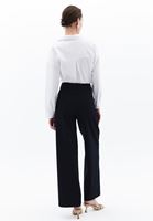 Women Black Mid Rise Straight Fit Pants