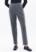 Women Grey Ultra High Rise Carrot Fit Pants