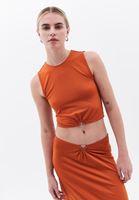 Bayan Turuncu Toka Detaylı Crop Top