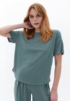 Bayan Yeşil Yumuşak Dokulu Loose-Fit Tişört ( MODAL )