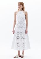 Bayan Beyaz Halter Yaka Nakış Detaylı Elbise