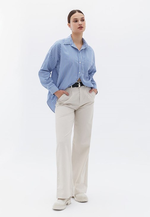 Oversize Cepli Gömlek ve Straight-Fit Pantolon Kombini