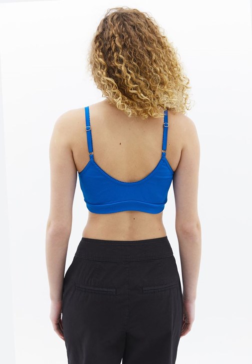 Bralet ve Çıtçıtlı Pantolon Kombini