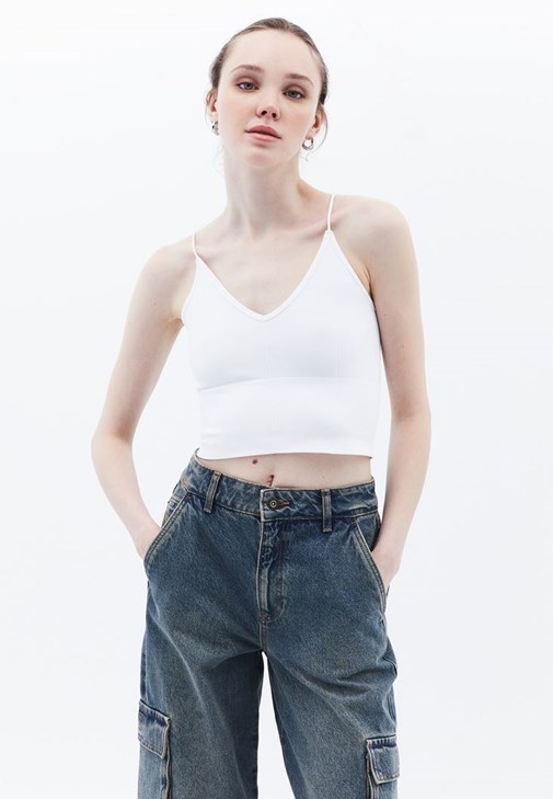 Crop Atlet ve Denim Pantolon Kombini