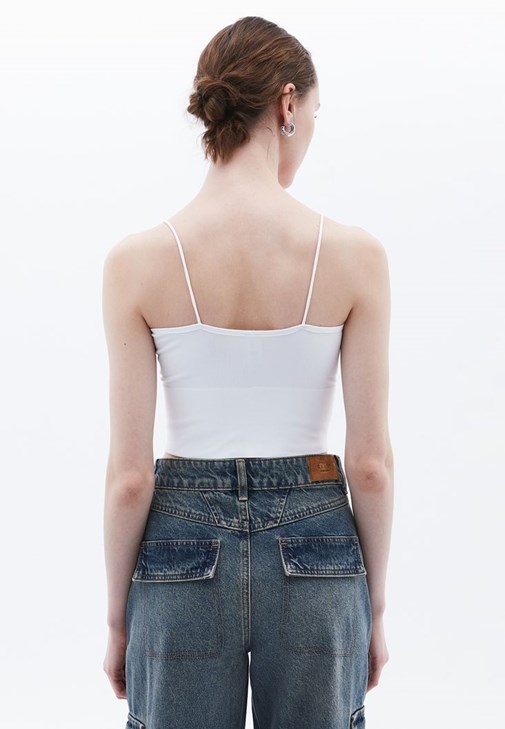 Crop Atlet ve Denim Pantolon Kombini