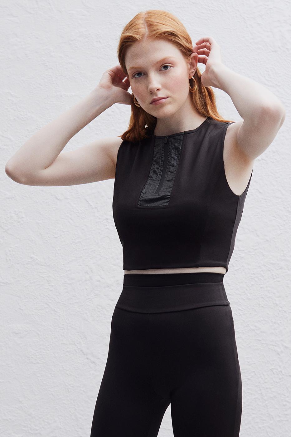 Filips Skinny Fit Yarım Dik Yaka Sıfır Kol Siyah Renk Kadın Crop Bluz