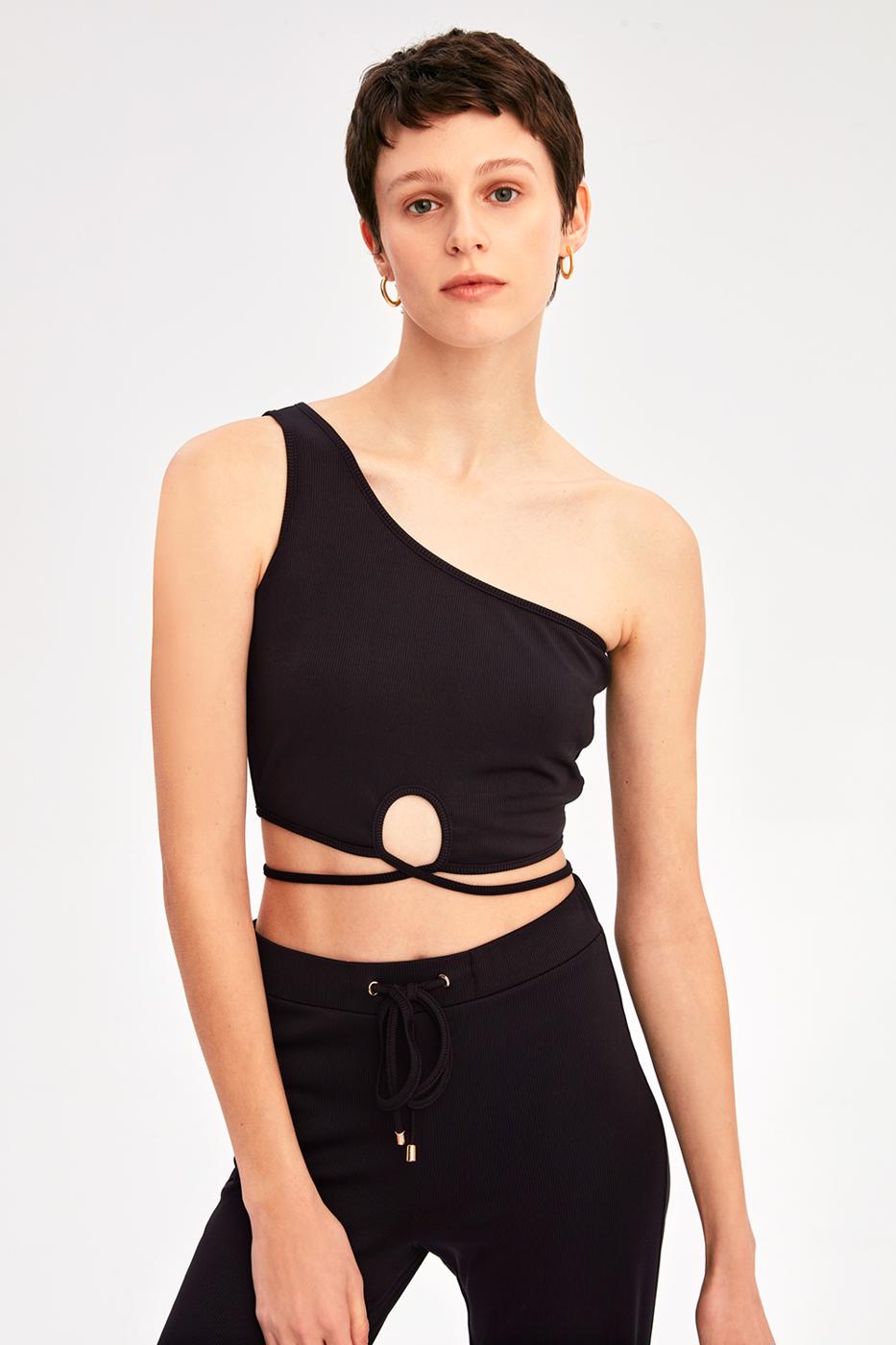 Kady Slim Fit Tek Omuzlu Sıfır Kol Siyah Renk Kadın Crop Bluz