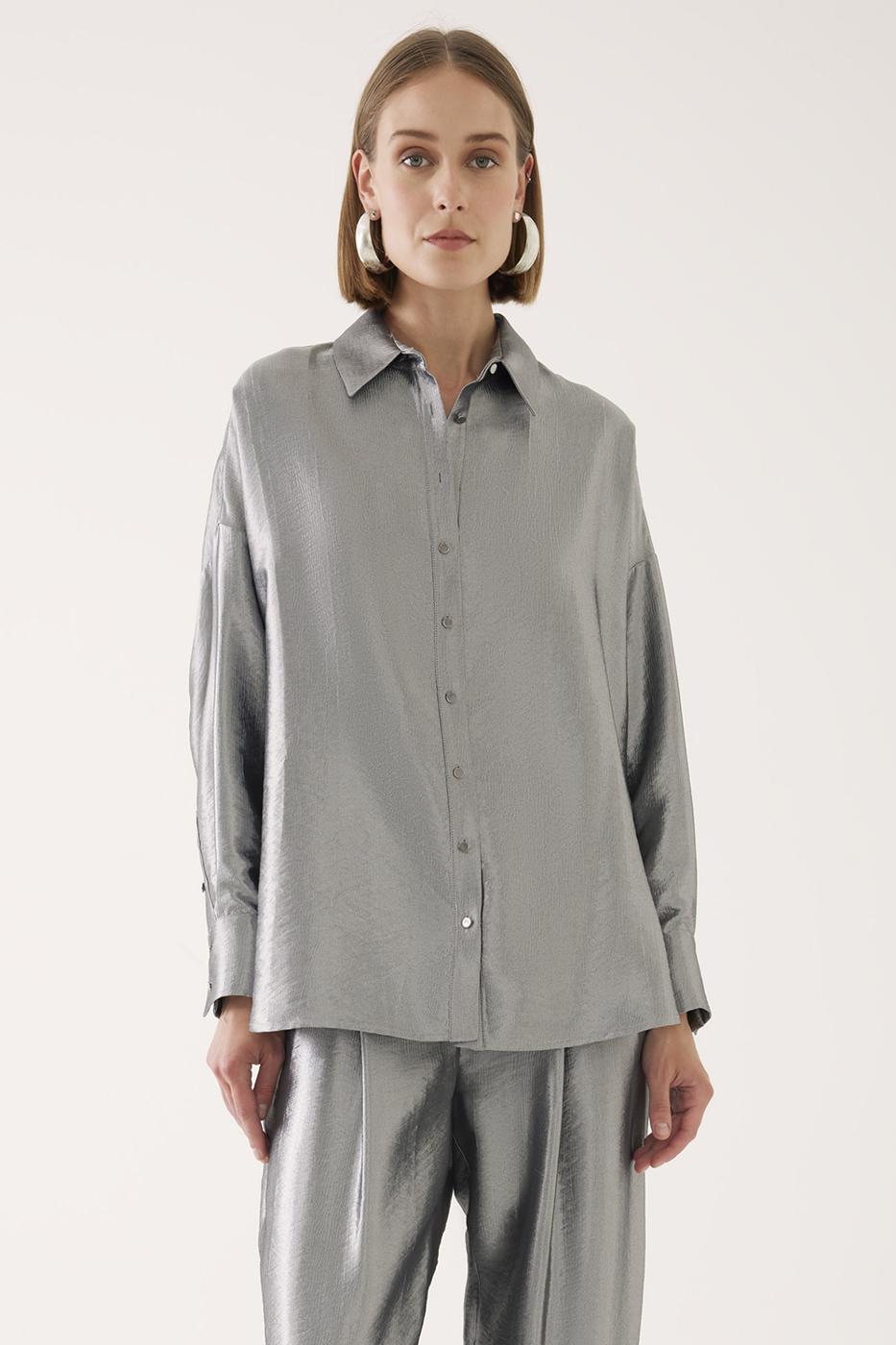 Henrietta Rahat Kalıp Standart Boy Takma Kol Gömlek Yaka Gümüş Renk Kadın Gömlek